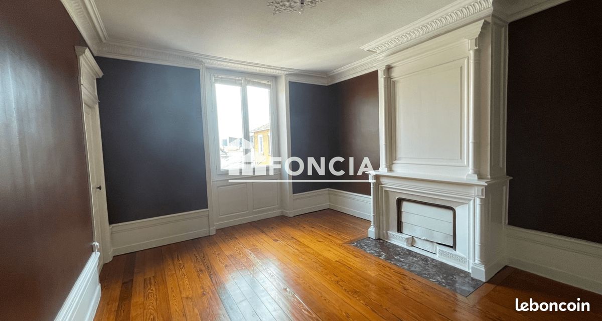 Appartement 4 pièces 136 m² · à Roanne · 136 m² · 730 €
