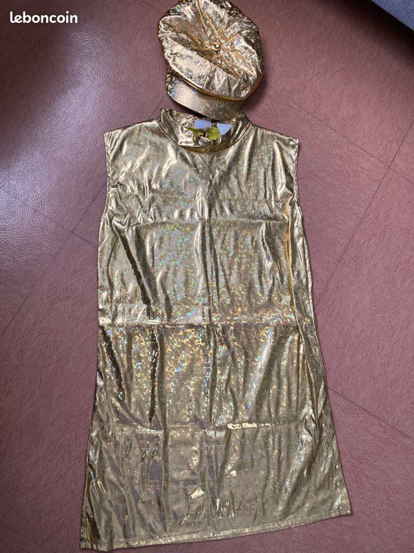 Robe et casquette dorées vintage – style disco années 60 – très