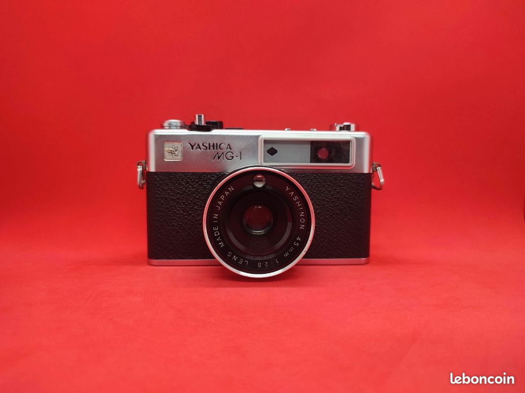 Appareil Photo Vintage Yashica EZ-matic 4 Avec Objectif Yashinon-DX - Argentique - Occasion