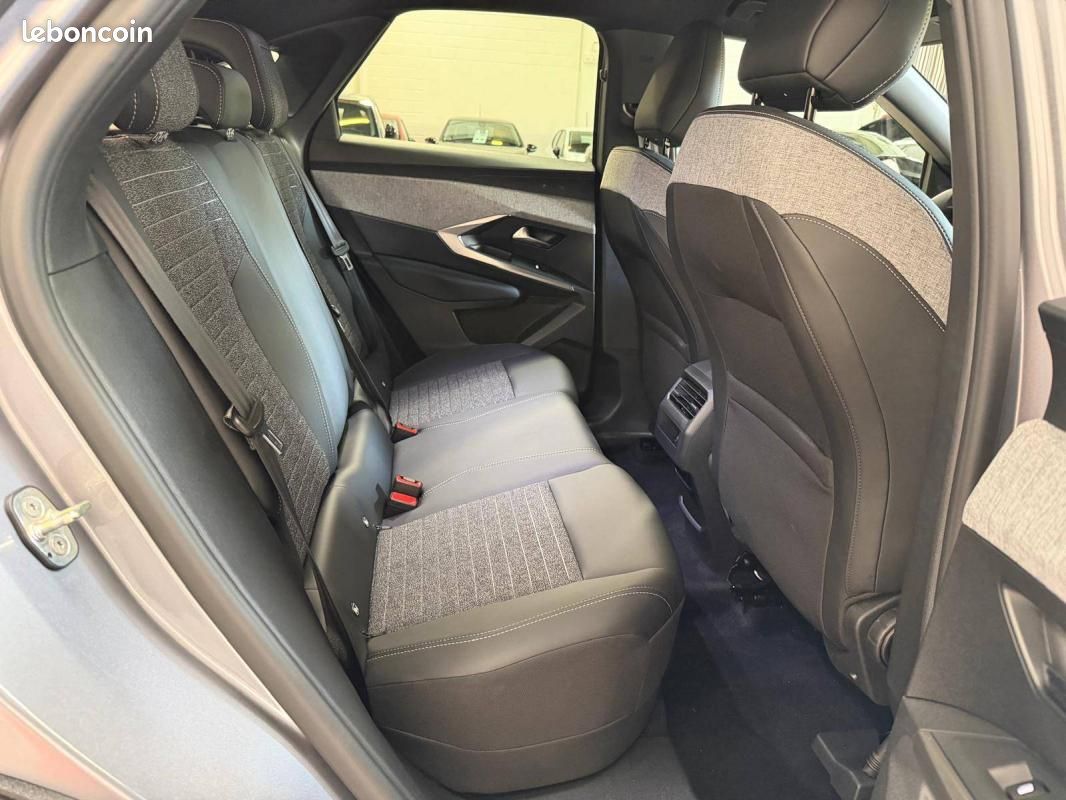 Peugeot 3008 Hybrid 145 e-DCS6 Allure - 21990 EUROS EXPORT ALGERIE TUNISIE MAROC (image 22)