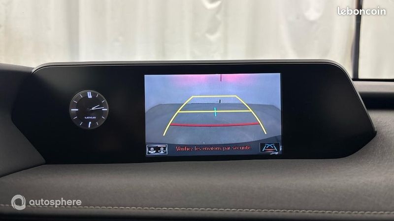 Lexus Ux 300e Pack (image 28)