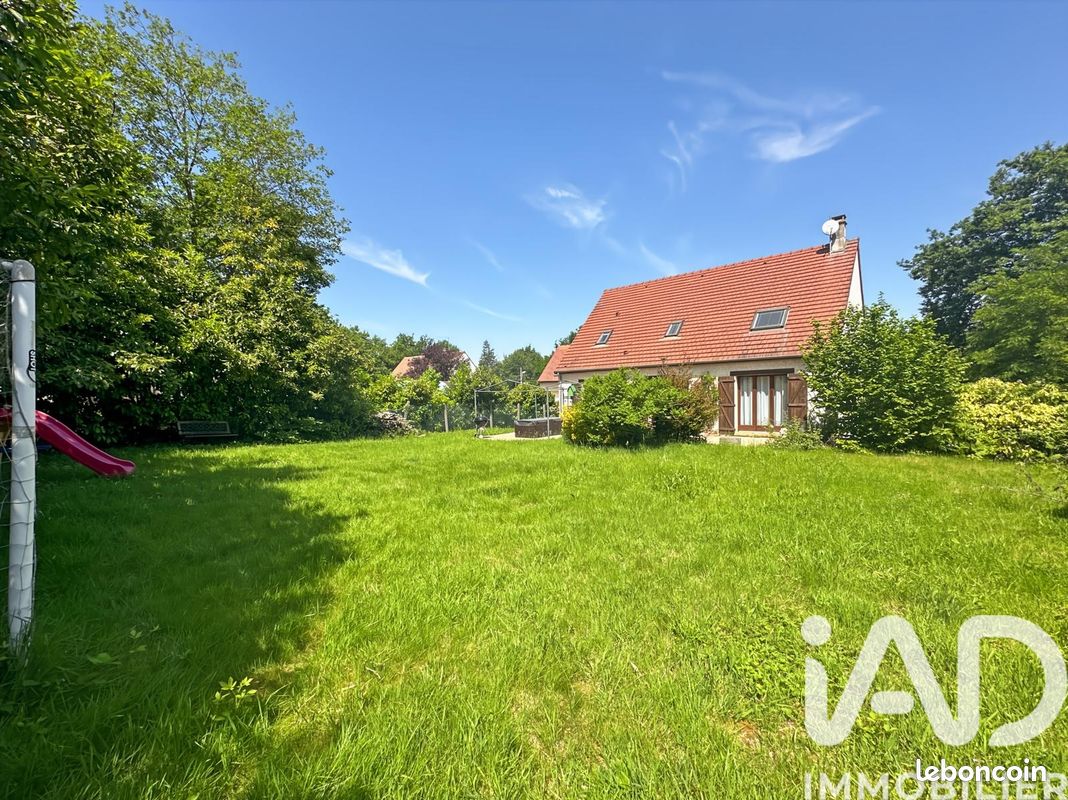 Maison 6 pièces 163 m² · à La Ville-du-Bois · 163 m² · 499 000 €