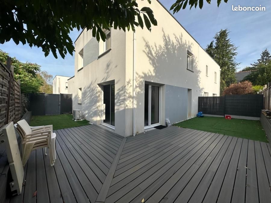 Maison 5 pièces 92 m² · à Carquefou · 92 m² · 323 000 €