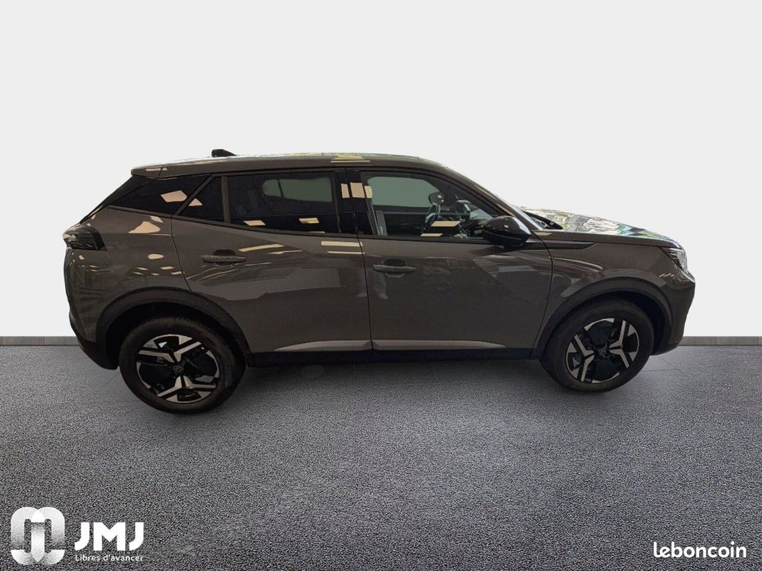 PEUGEOT 2008 Hybrid 145 e-DCS6 Allure (image 4)