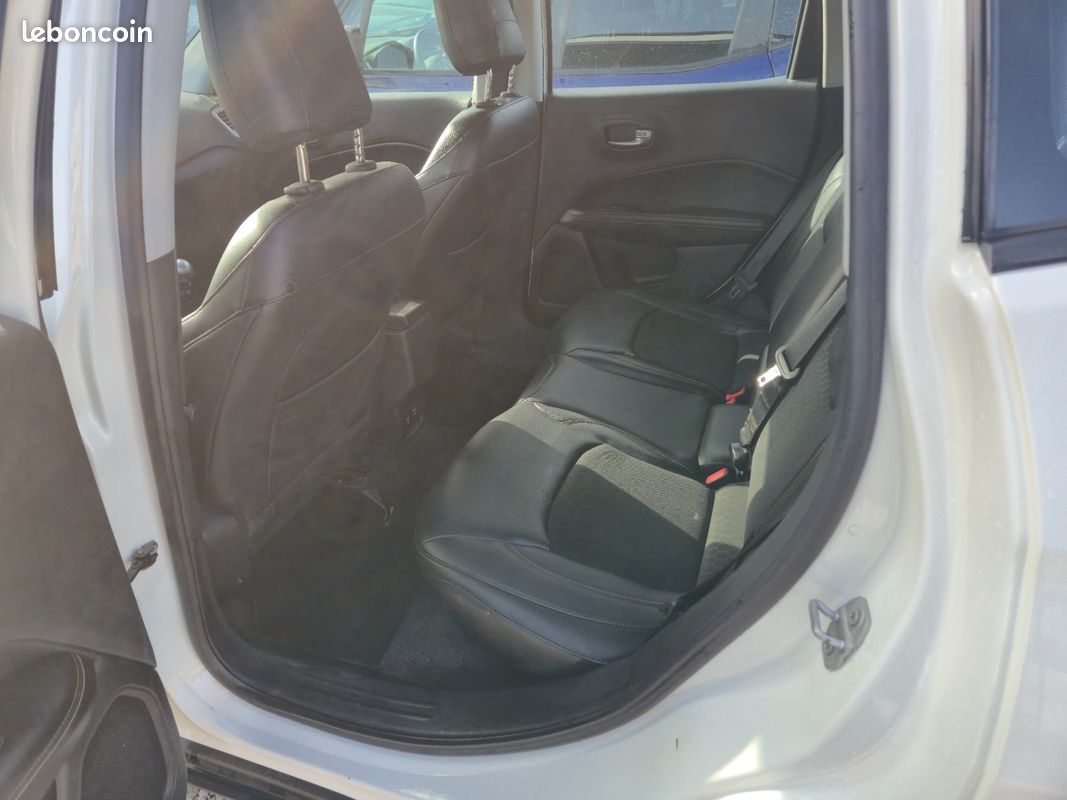 JEEP COMPASS 1.6 I MultiJet II 120 ch BVM6 Longitude Business 9990 EURO 12 MOIS GARANTIE (image 8)