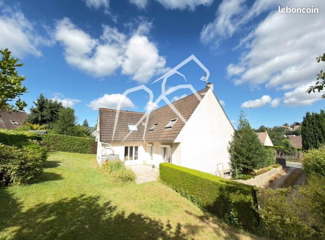 Maison 7 pièces 163 m² · à Notre-Dame-de-Bondeville · 163 m² · 272 850 €
