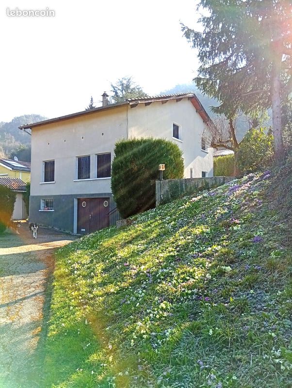 Maison 7 pièces 137 m² · à Aurec-sur-Loire · 137 m² · 210 000 €