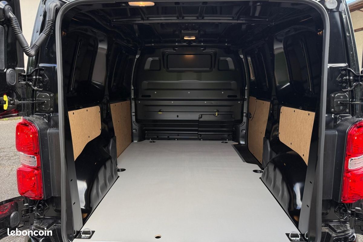 Citroen jumpy fourgon m 2.2 bluehdi 180 pack premium connect eat8 (image 15)
