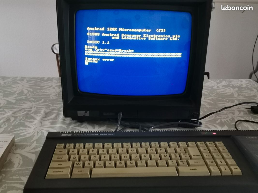Manuel De L'utilisateur Amstrad CPC 6128 - Guide Officiel Français - Bon état - Rare