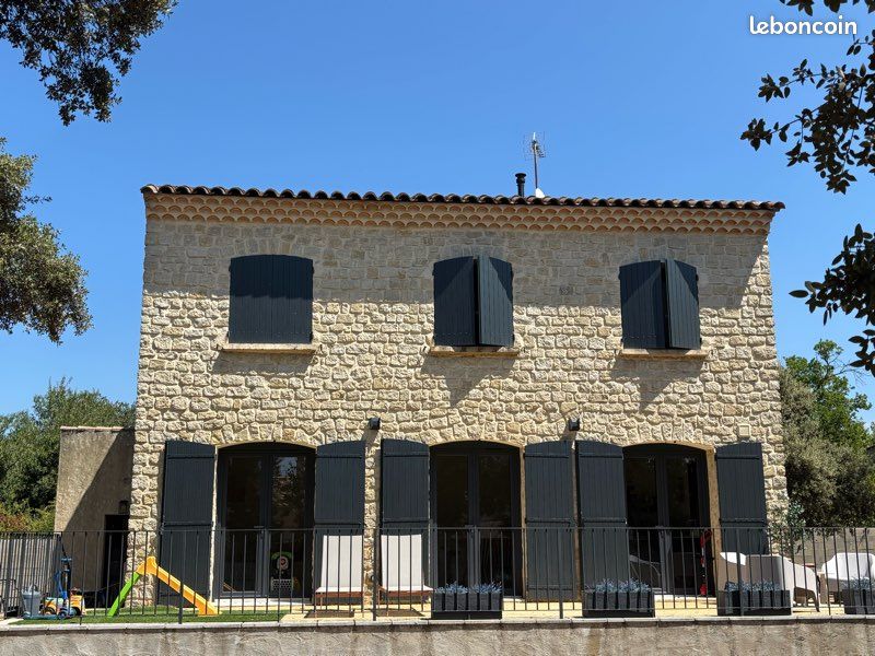 Maison 4 pièces 120 m² · à Carpentras · 120 m² · 550 000 €
