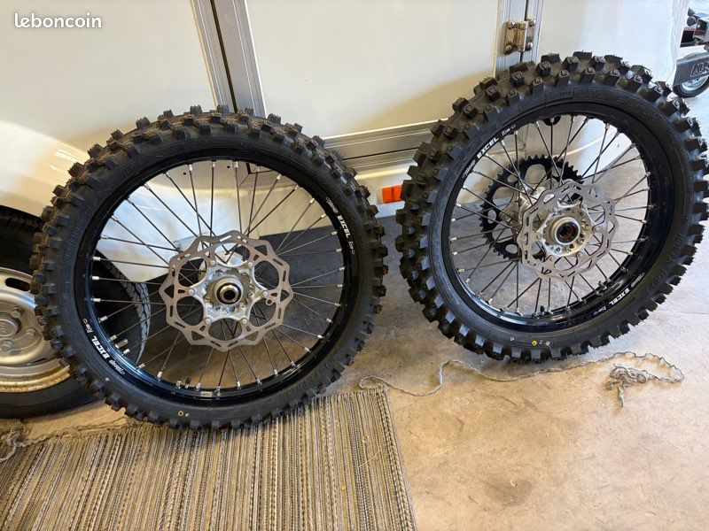 Paires de roue ktm Excel (image 1)