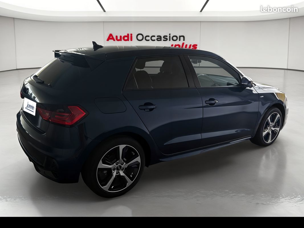 AUDI A1 Sportback 30 TFSI 116 ch S tronic 7 S Line (image 6)