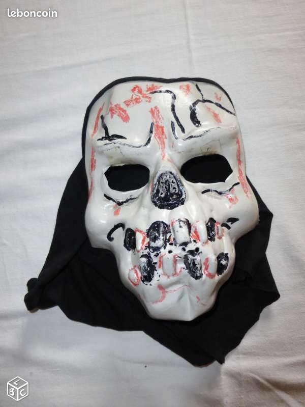 Masque "squelette" (image 1)