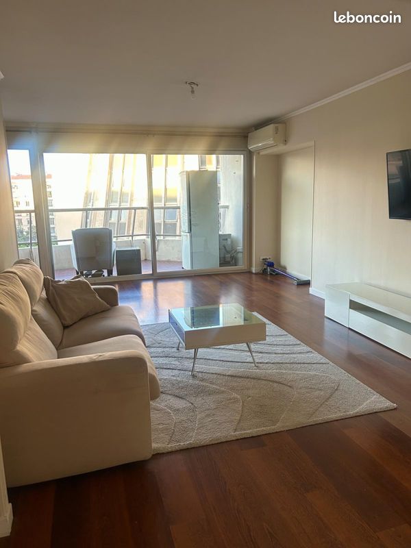 Appartement 3 pièces 83 m² · à Marseille · 83 m² · 1 690 €/mois