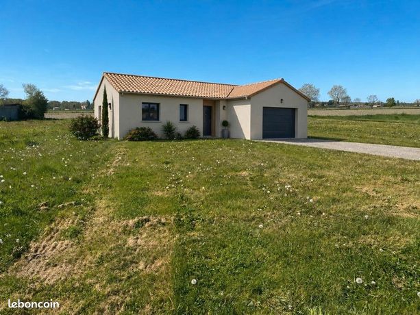 Terrain 1 323 m² Tostat