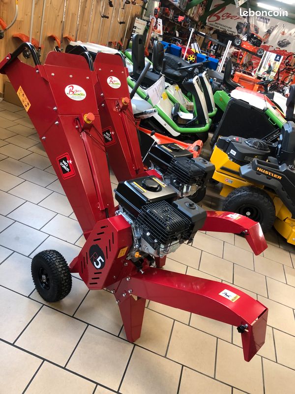 đšđ
Super promo 2026 broyeur de branches Proforest R5 RA Boyer Motoculture đ (image 5)