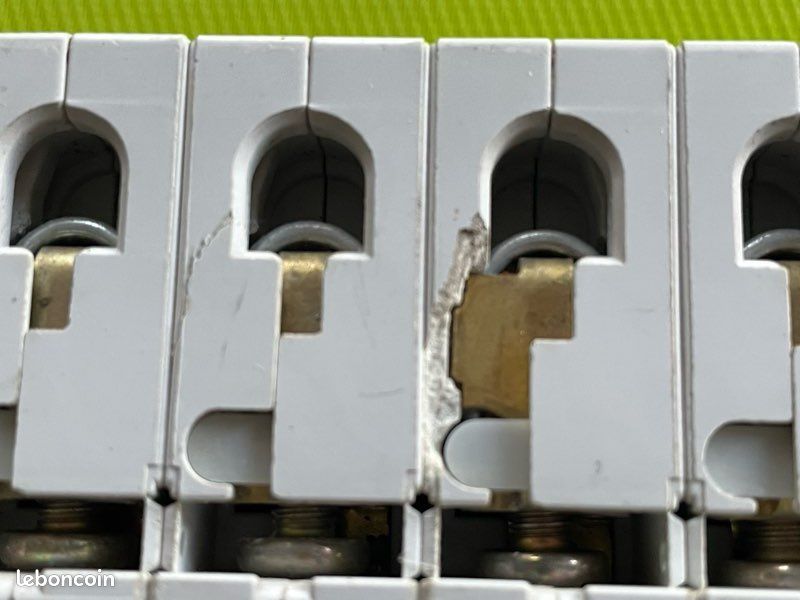 Disjoncteur + différentiel 4P - S244 c32 400v - ABB DDA64 (image 10)