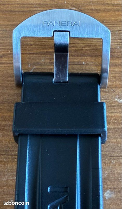 Panerai Submersible Pam00025 (image 3)