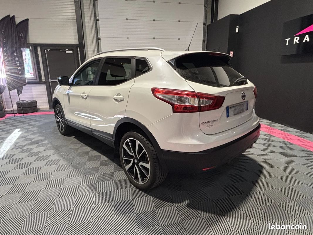 NISSAN QASHQAI 1.6 dCi 130 Stop/Start Tekna - excellent état - 86 000 km - intérieur cuir (image 3)