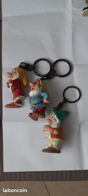 Blanche Neige Et Les Sept Nains Dorment Blanche Neige Et Les Sept
