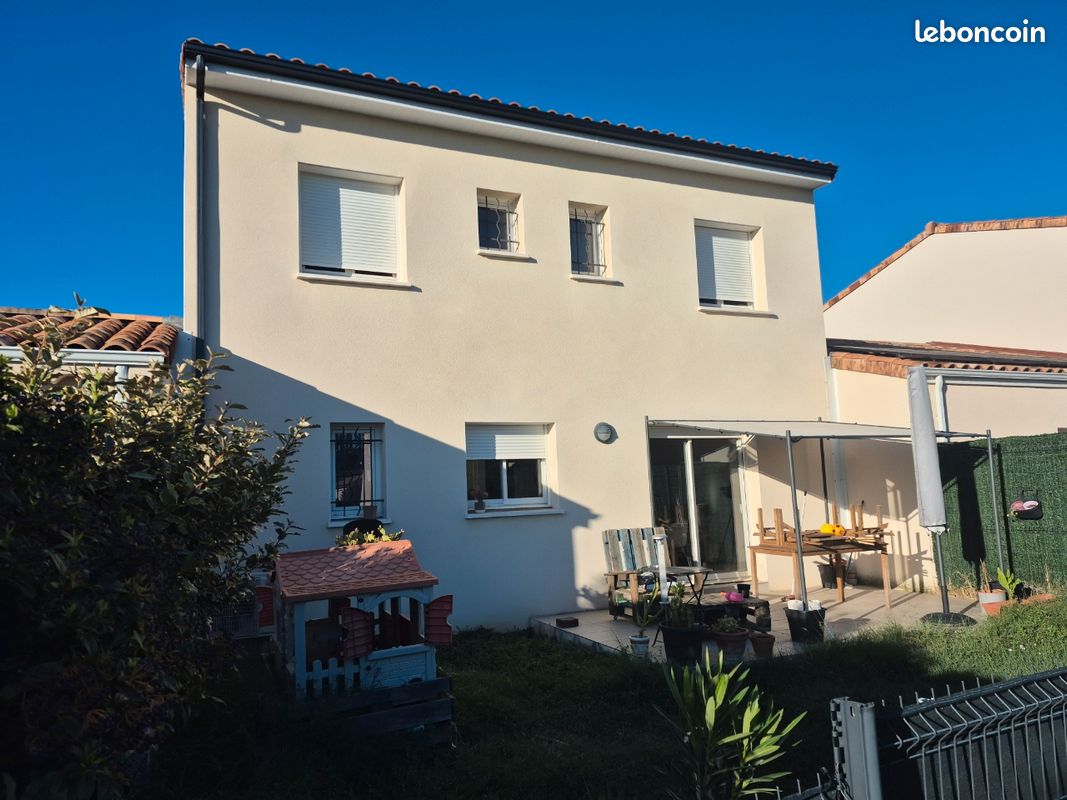 Maison 5 pièces 93 m² · à Montélimar · 93 m² · 1 200 €/mois