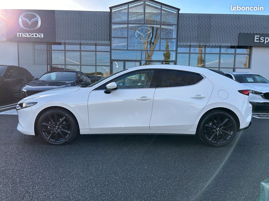 Mazda 3 2.0 186ch Skyactiv x BVA TAKUMI 4X4 (image 5)