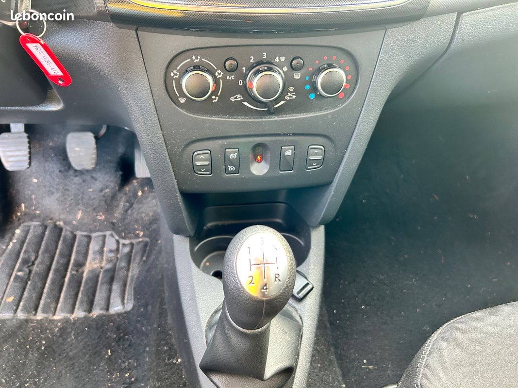 DACIA SANDERO SCe 75 City + CLIM (image 28)
