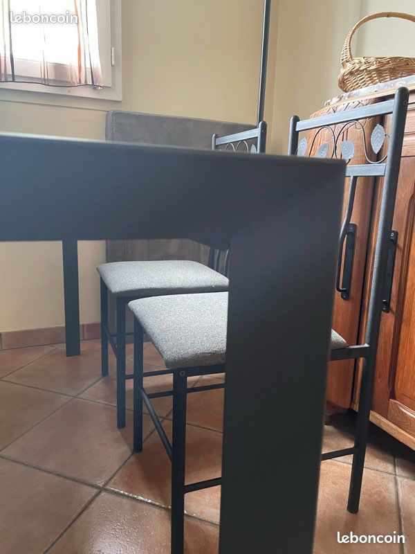 Table de salle verre et acier (image 2)