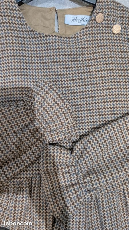 Robe Berthie taille S (image 4)