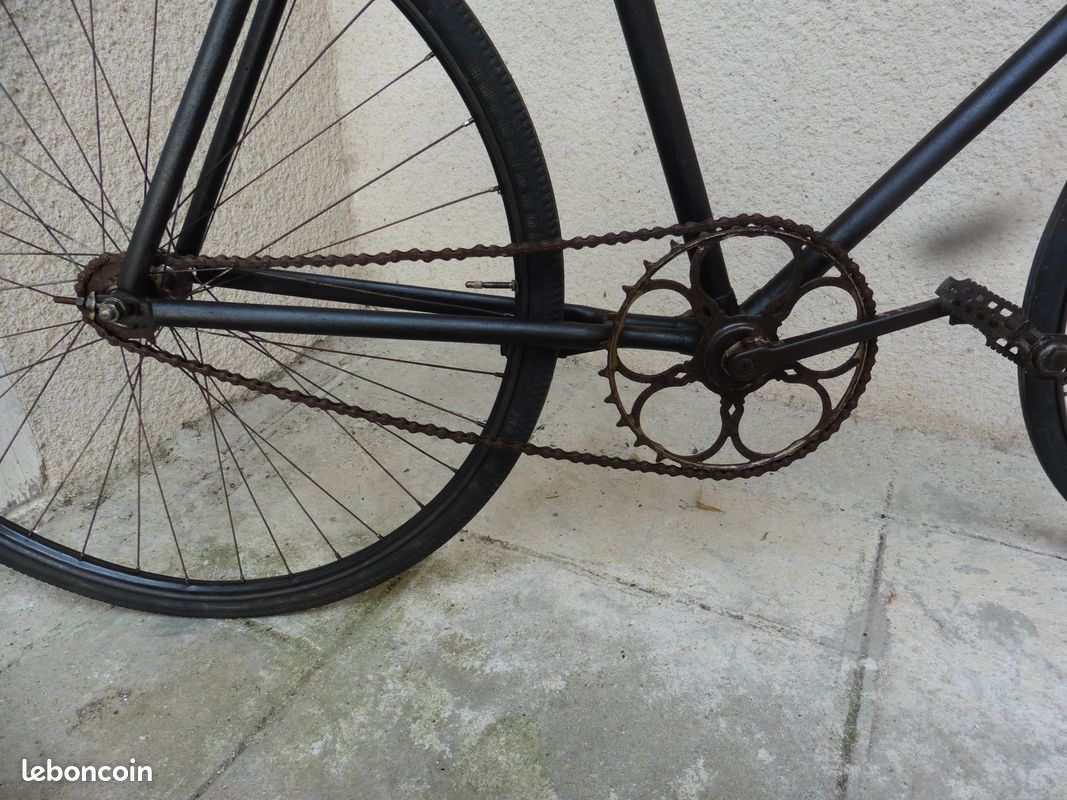 ANCIEN VÉLO CHAINE dents sautées 1900 altes fahrrad old bike