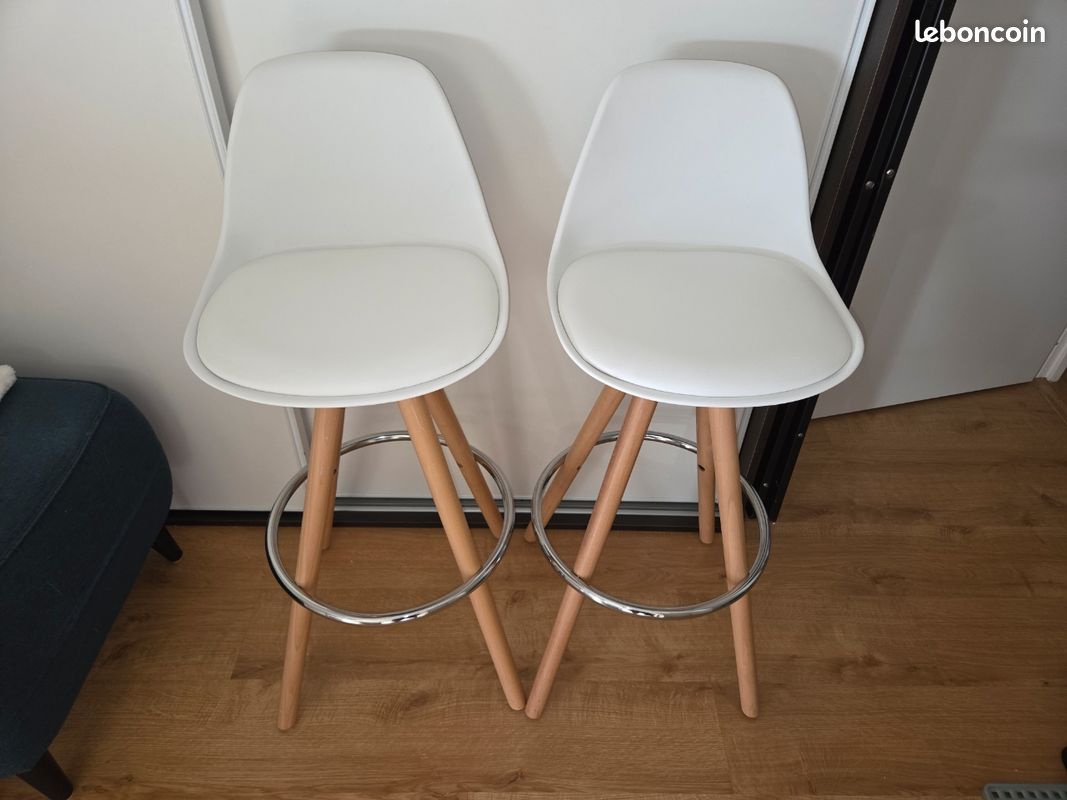 Lot de 2 chaises hautes (image 1)