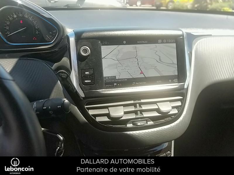 Peugeot 2008 1.2 PureTech 130ch E6.c Allure S&S EAT6 6cv (image 12)