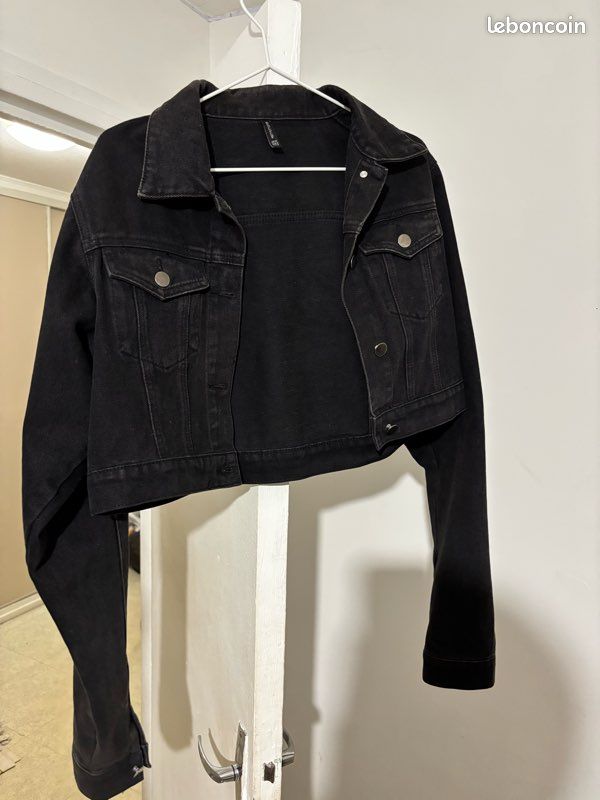 Prettylittlething Veste Jean Oversize Veste En Jean Noir Vêtements