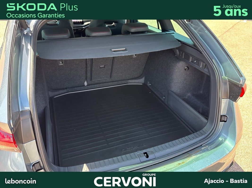 SKODA Octavia Combi 2.0 TFSI 265 ch DSG7 RS (image 15)