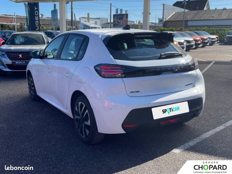 Peugeot 208 Hybrid 100 e-DCS6 Style (image 29)