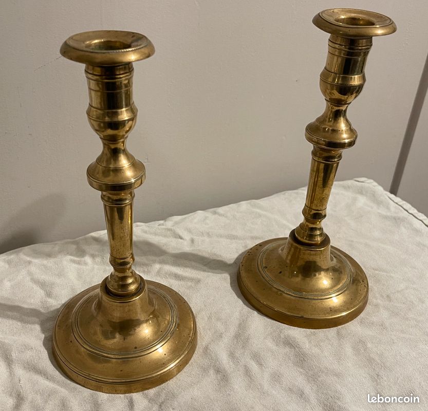 Lot De 8 Bobèches En Bronze/laiton – Décor Hippique – Pour Lustre Ou Bougeoirs