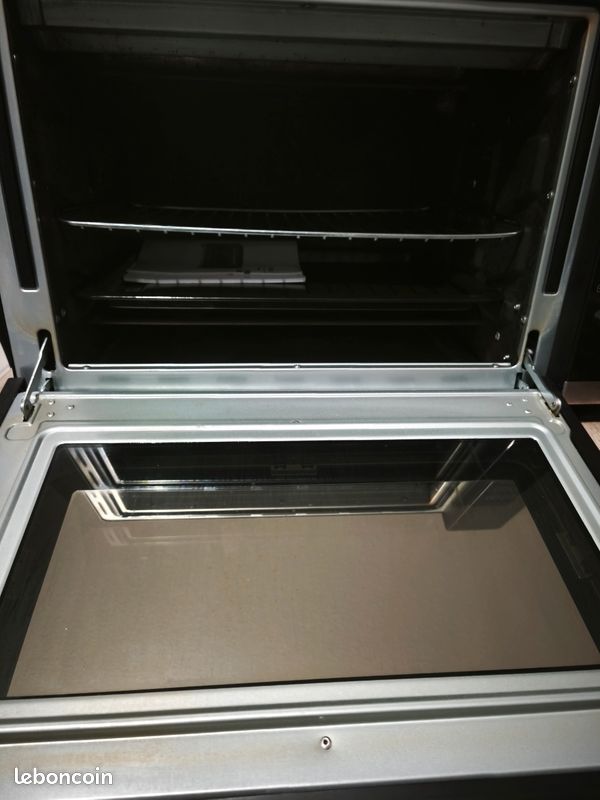 Mini-four / Four posable SABA MFE46MIR 46L - Très bon état (image 2)