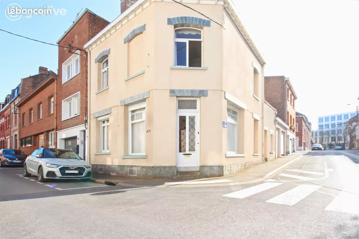 Maison 6 pièces 124 m² · à Lens · 124 m² · 116 000 €