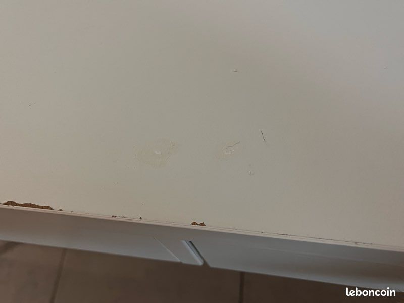 Bureau 2 tiroirs IKEA (image 5)