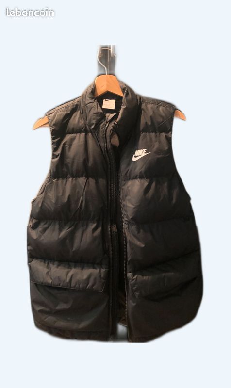 Gilet Nike Doudoune Sans Manche GarÃ§on Nike GILET CLUB NIKE H