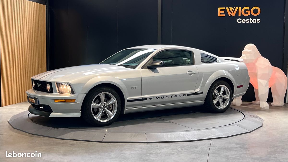 FORD MUSTANG FASTBACK GT V8 4.6L 305ch SACT 24 soupapes - CARTE GRISE FRANCAISE (image 9)