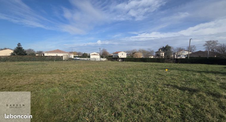 Terrain 922 m² Sémalens