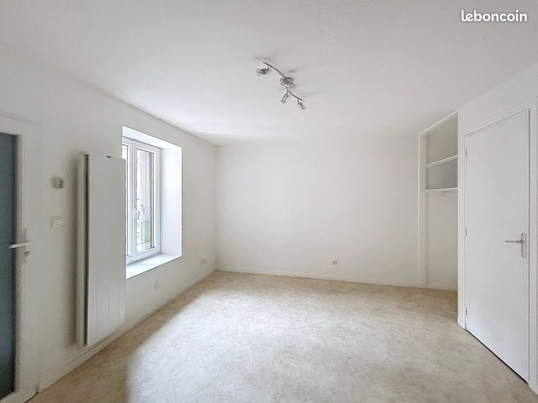 Appartement 1 pièce 20 m² · à Clermont-Ferrand · 20 m² · 390 €/mois