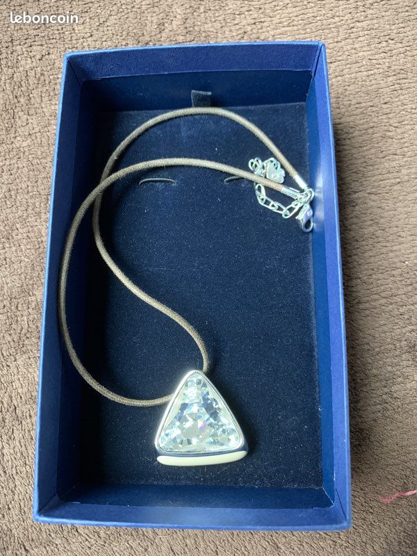 Collier pendentif Swarovski (image 1)