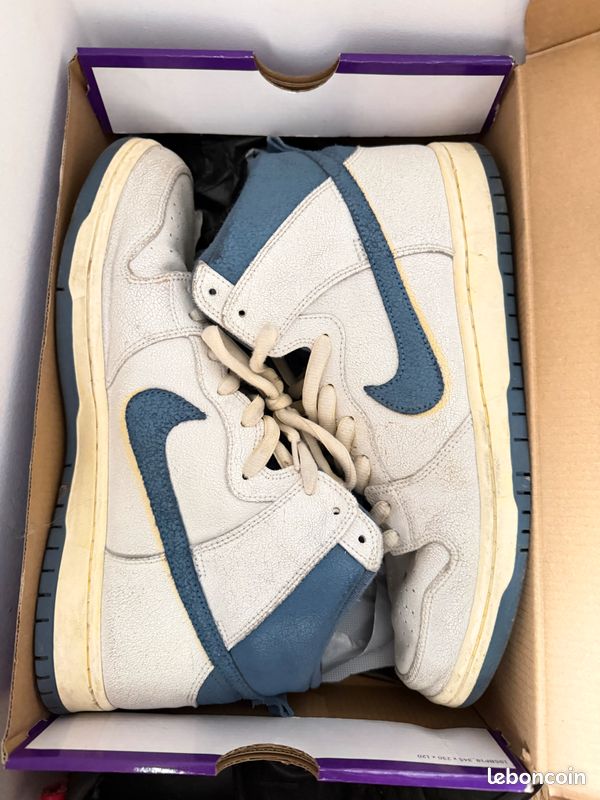 Nike dunk sb lost at sea (image 8)