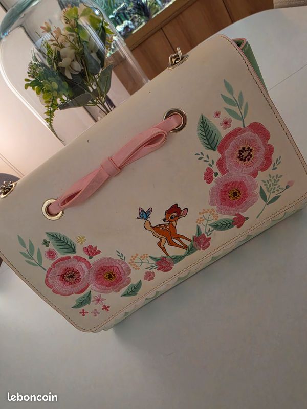 Lot Sacs loungefly (image 3)