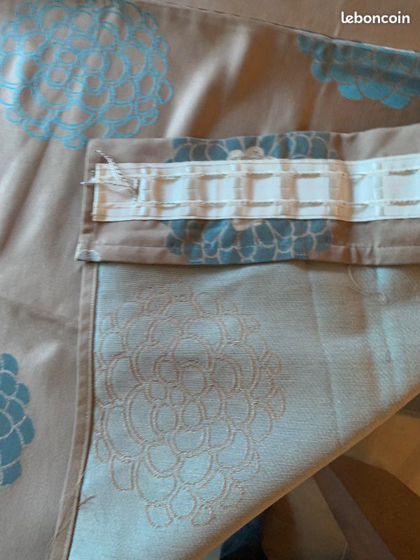 Lot de rideaux MADURA Gris / Taupe & Fleurs bleues turquoise (image 10)