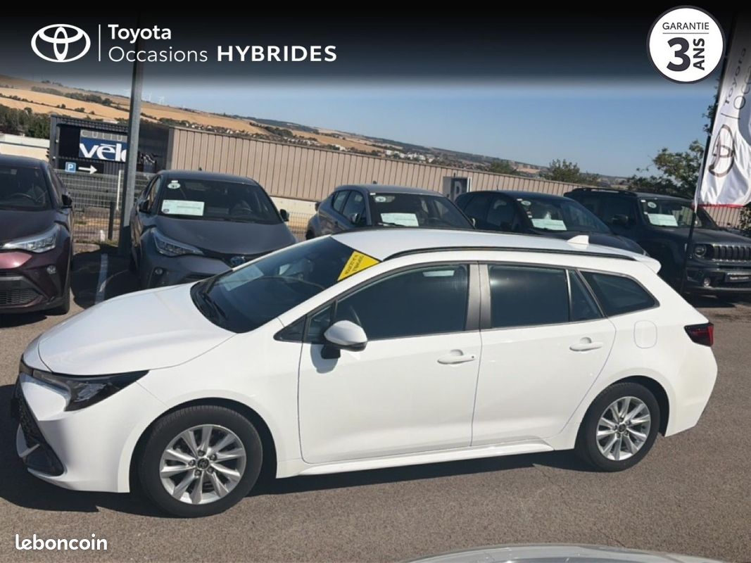 Toyota Corolla Touring Spt 1.8 140ch Dynamic MY24 (image 3)