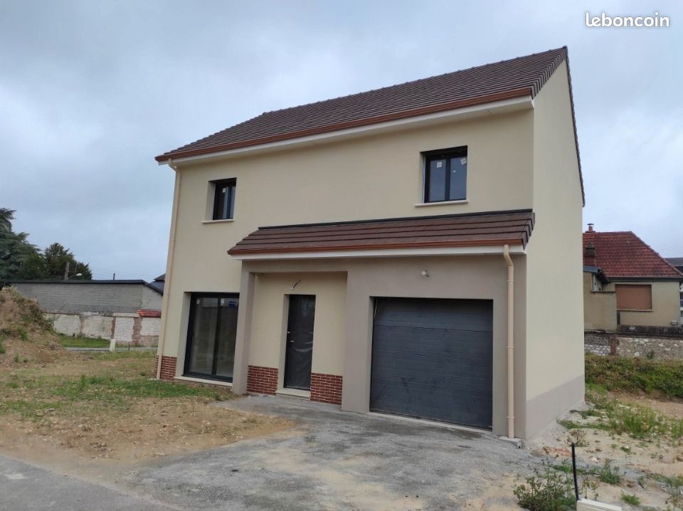Terrain 434 m² · à Marines · 138 000 €