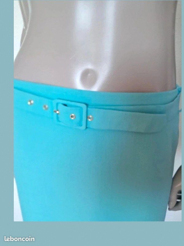 👗 Jupe Droite Midi Turquoise avec Ceinture - Taille 46 (Étiquette 50) (image 6)